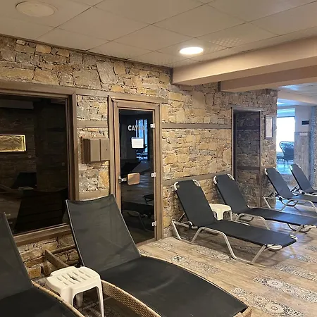 Hotel Panorama *