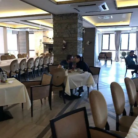 Hotel Panorama *